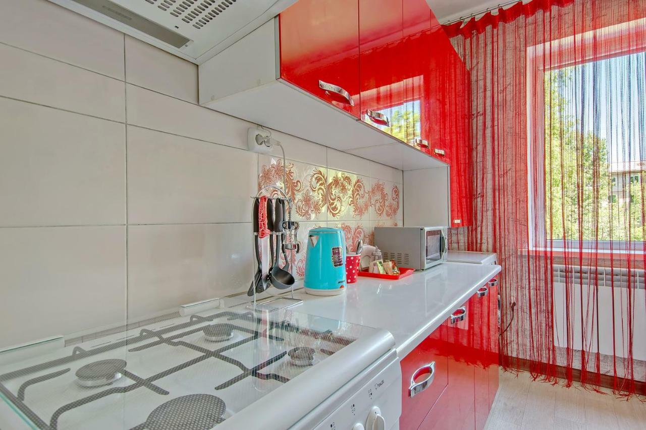 Cozy Apartment On Rozybakiev 145. Atakent Almaty Exterior foto